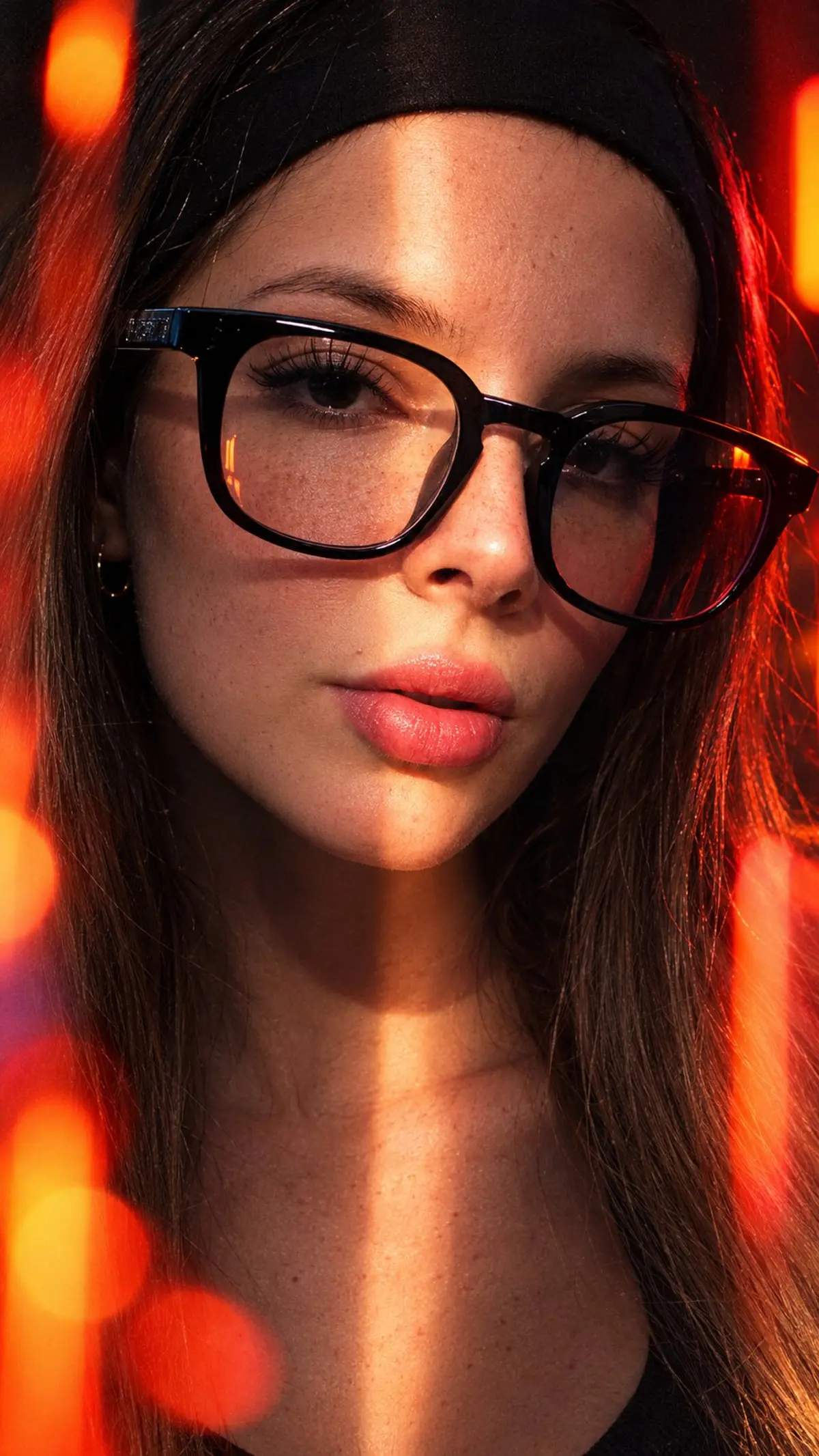 Cyberpunk beauty portrait with a vertical light strip